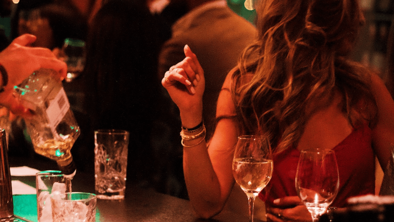 Thursday Dating, 16/07