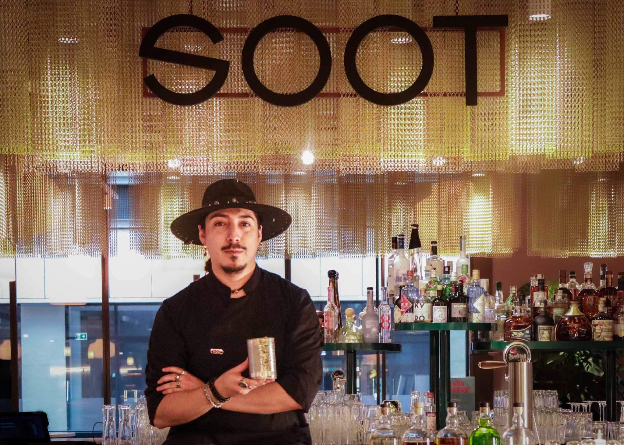 Nachhaltigkeit im Glas: Im Gespräch mit Diego Aspra, Bar Supervisor von SOOT