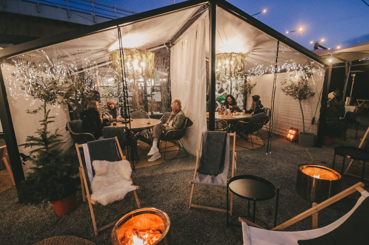 Best Glamping Spot for Food, Fun, and Firelight in the Prague City